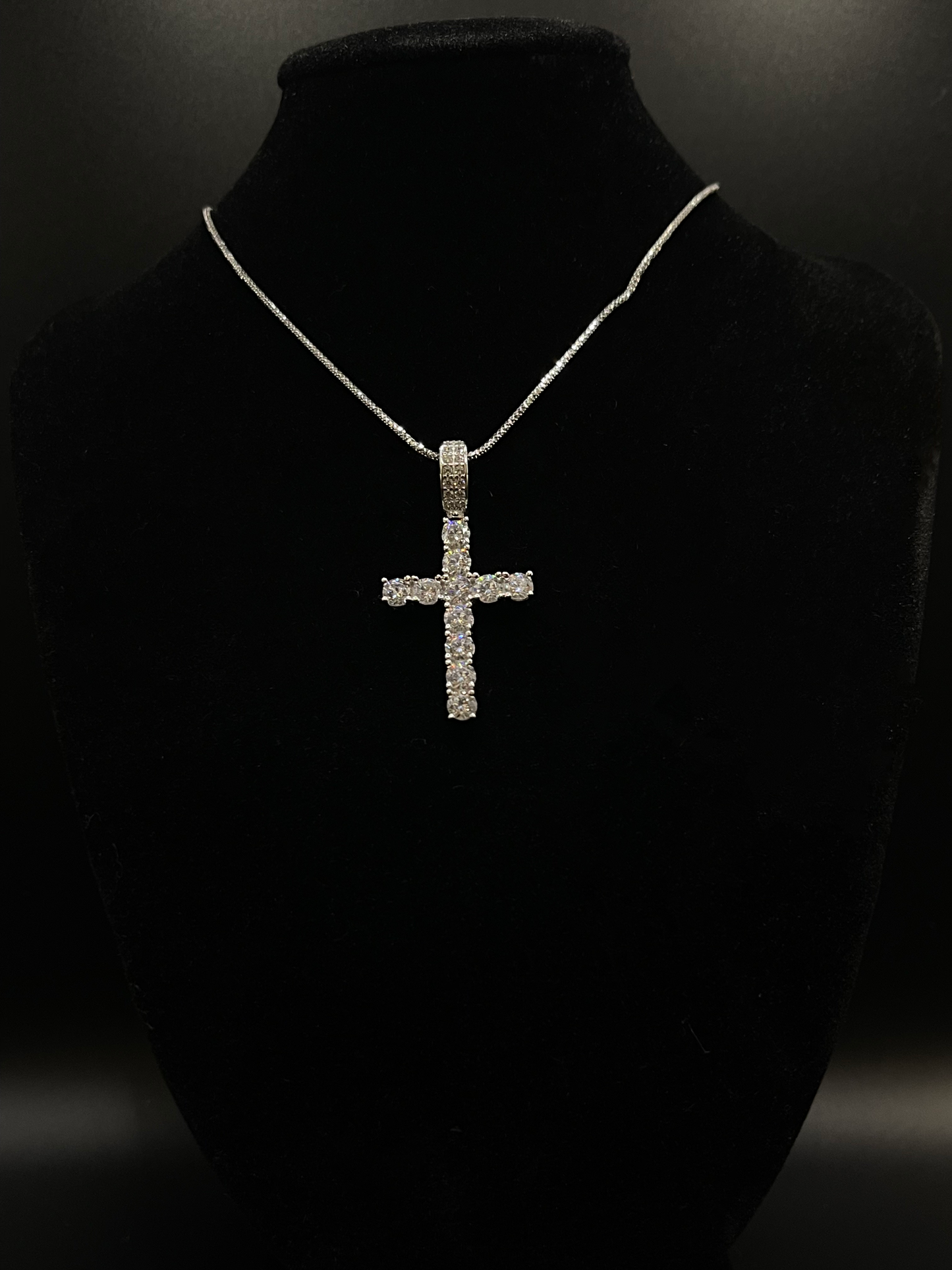 SILVER CROSS NECKLACE